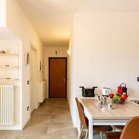 Re16 Regina By Interhome *