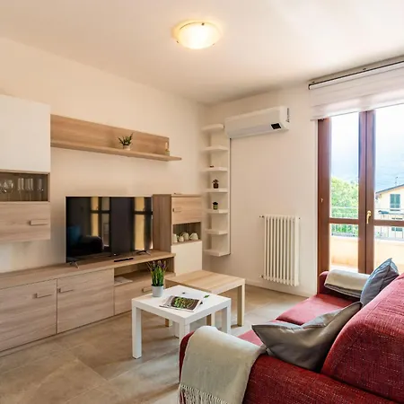 Re16 Regina By Interhome Apartman Gravedona